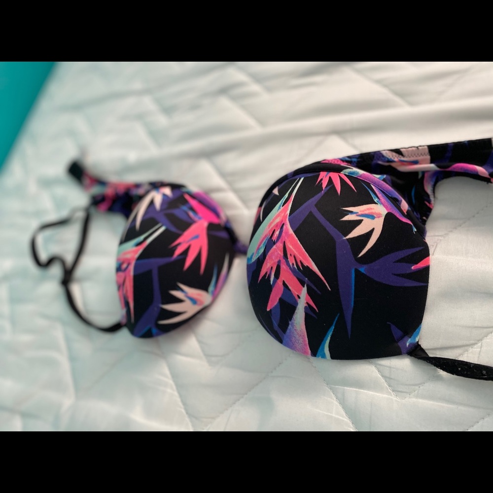 Pink ! Bra